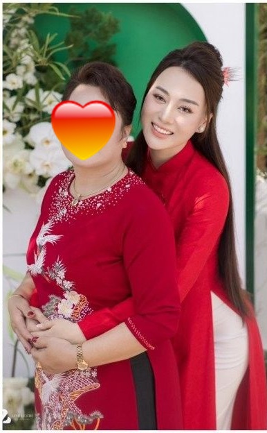 Phuong Oanh va me lot tim kiem khap MXH chuyen