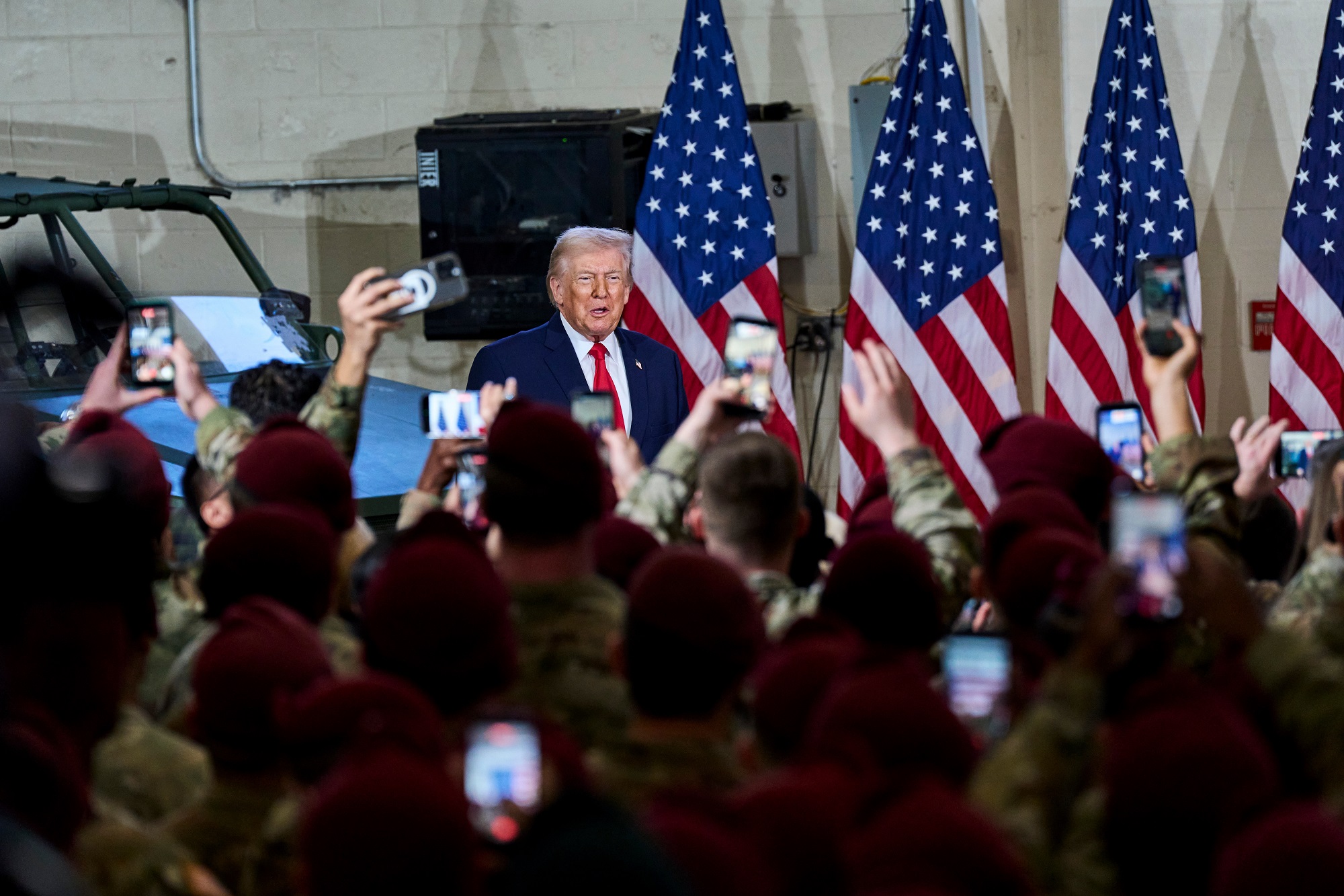 Quân đội Mỹ 'đang tiến hành kế hoạch chống Iran', Tehran tuyên bố cứng rắn - Ảnh 1.