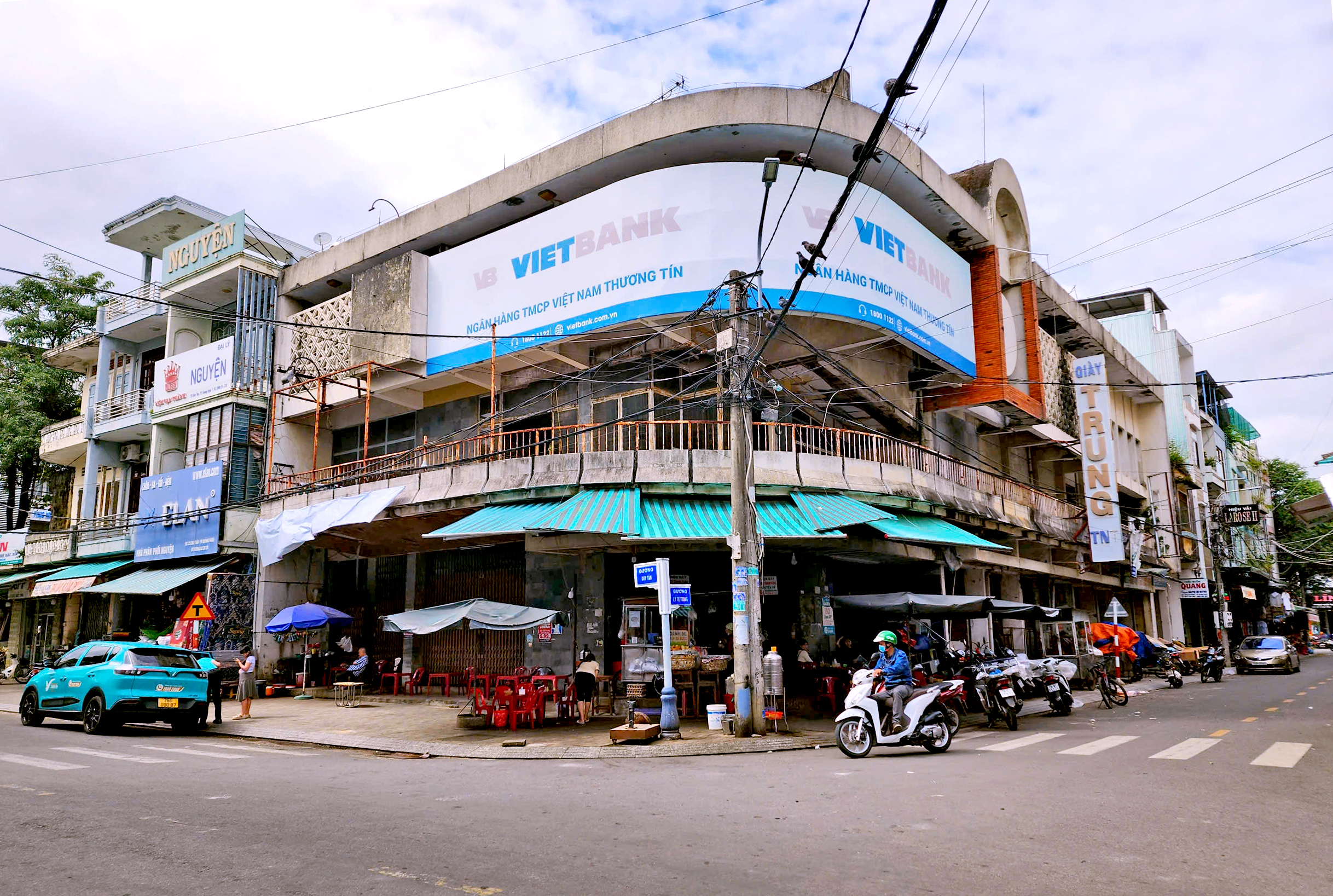 Rạp chiếu phim Hòa Bình lâu đời nhất Quảng Ngãi sắp thành khu phức hợp - Ảnh 1.