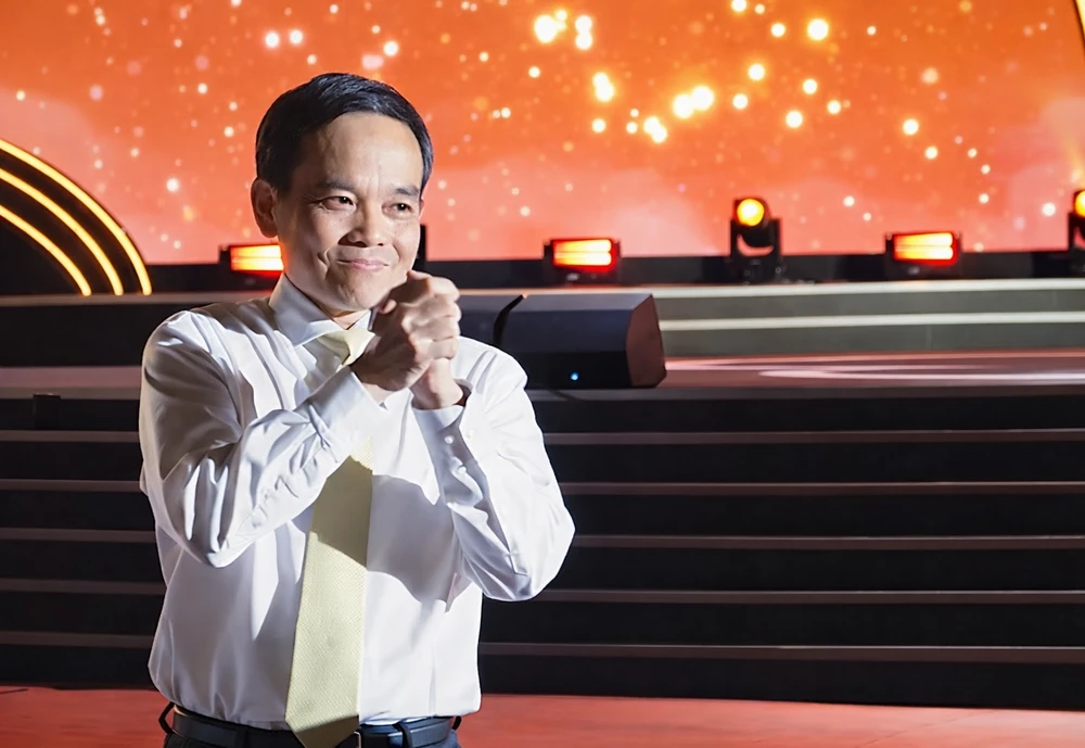 Núi Bà Đen (1).png