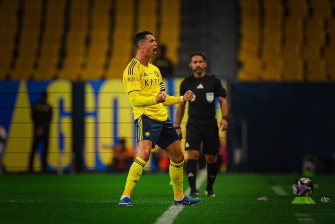 Ronaldo mừng bàn trong trận Al Nassr thắng Al Hazem 4-0 ở Saudi Pro League ngày 21/2. Ảnh: Al Nassr