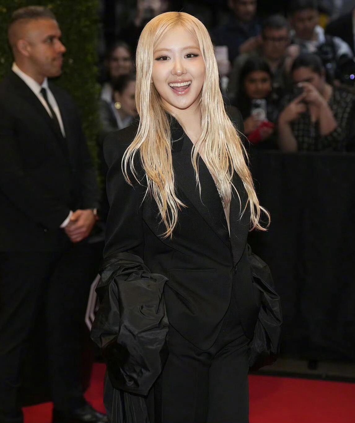 Rosé lộ dấu hiệu cực kỳ đáng ngại tại Grammy- Ảnh 6.