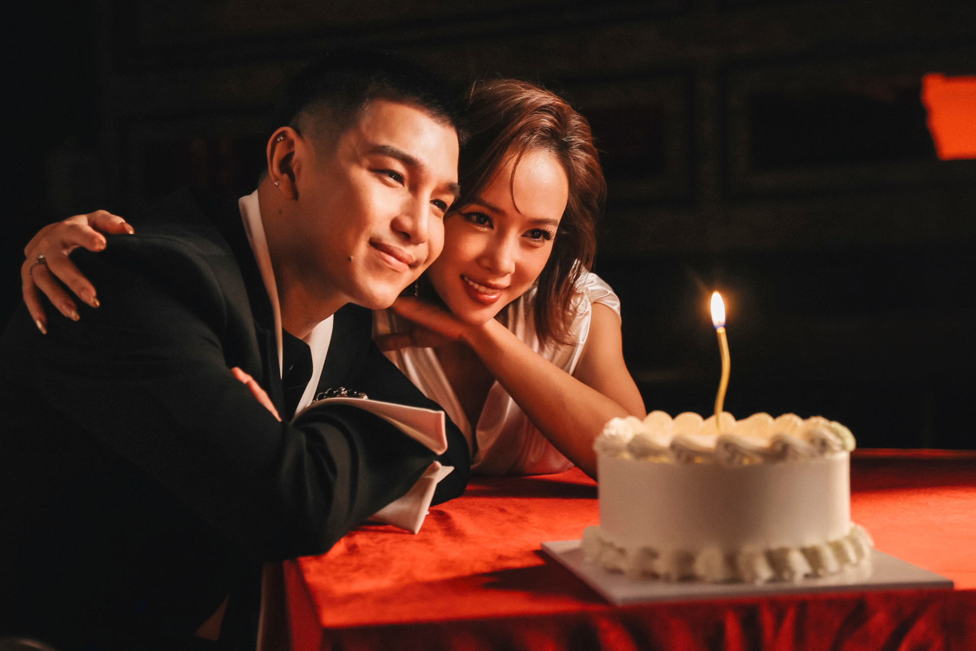 Chiếc “máy bay giấy” của (S)TRONG Trọng Hiếu: Khép lại 10 năm “đủ nắng” rực rỡ, chạm tới bao trái tim yêu nhạc- Ảnh 1.