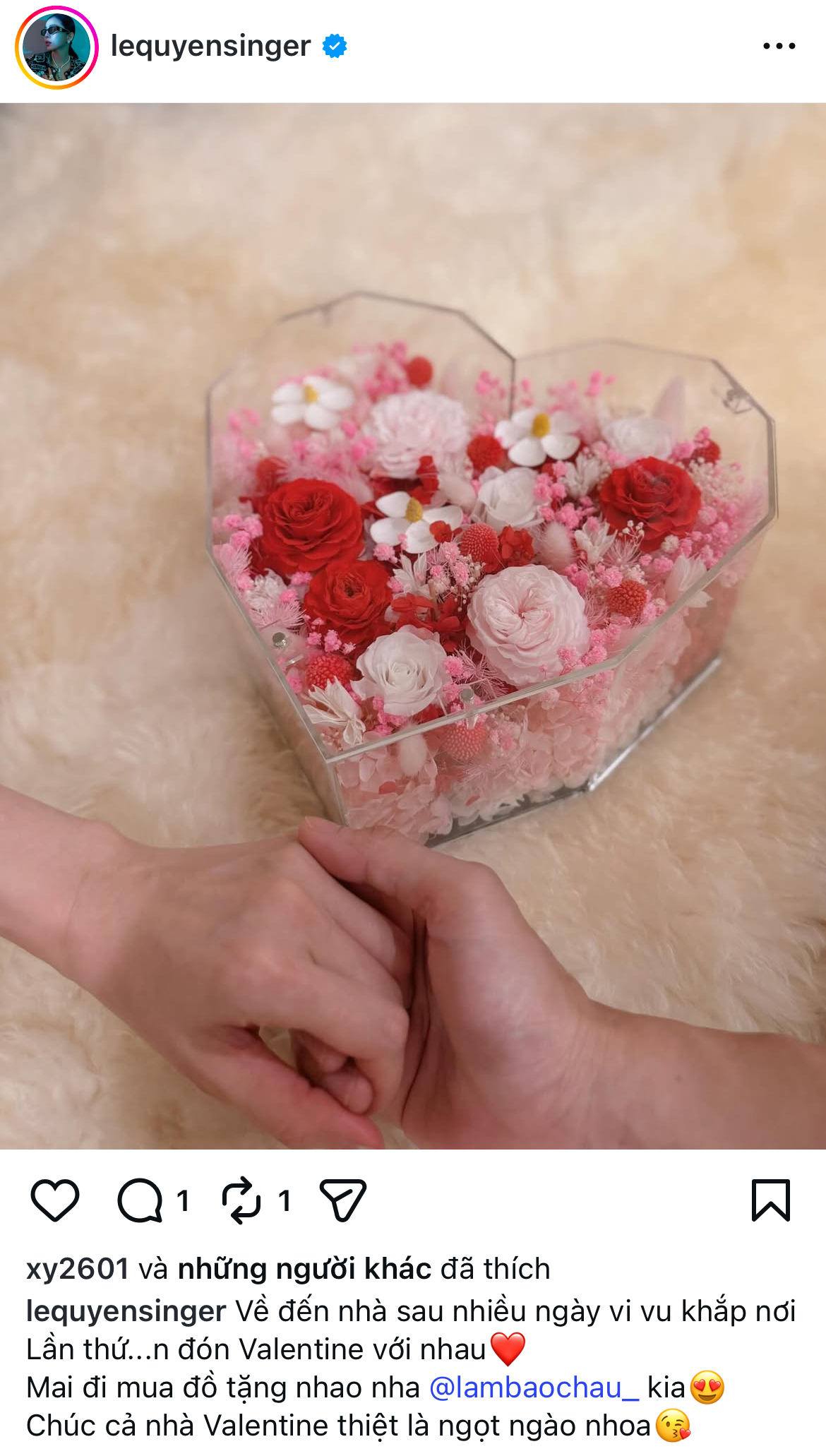 Sao Việt ngày Valentine: Tóc Tiên - Touliver thái độ trái ngược, Sơn Tùng để lộ hint lạ- Ảnh 1.