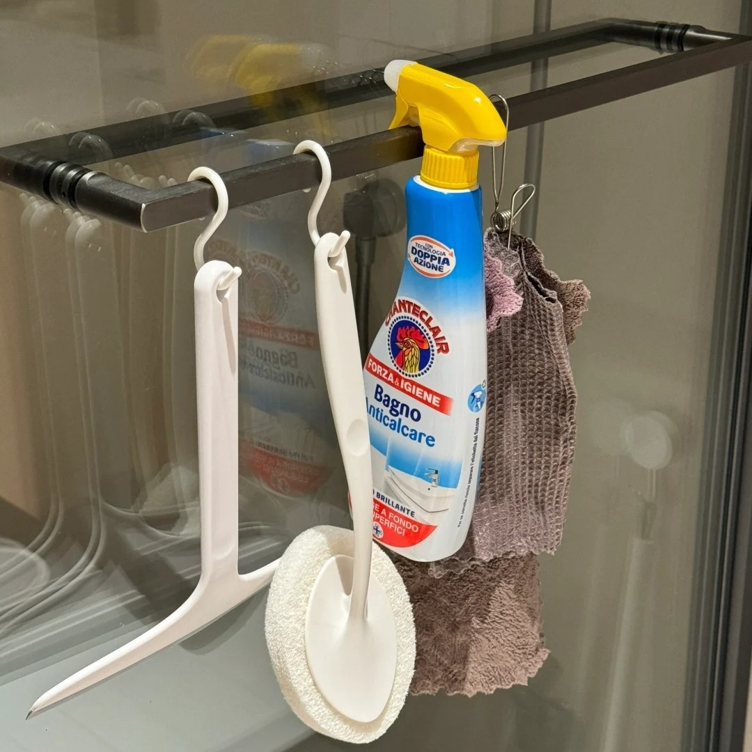 Sát Tết mới nhận ra: Dọn nhà vệ sinh siêu khó, nhưng nếu làm đúng 6 mẹo này - sạch như mới xây luôn- Ảnh 1.