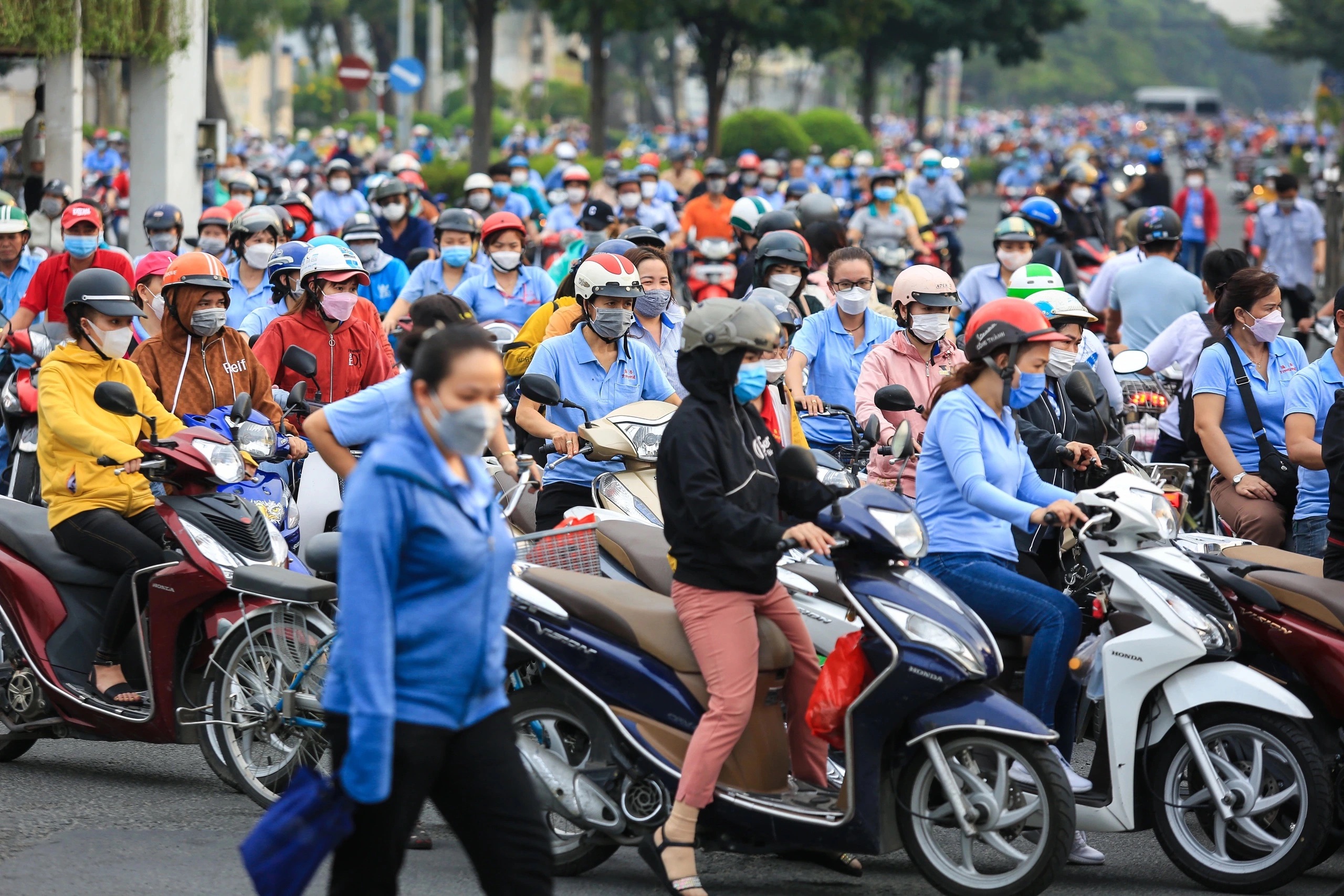 Sau tết, ngành nghề nào có nhu cầu tuyển dụng nhiều nhất ở TP.HCM? 3 Sau tết, ngành nghề nào có nhu cầu tuyển dụng nhiều nhất ở TP.HCM? - Ảnh 3.