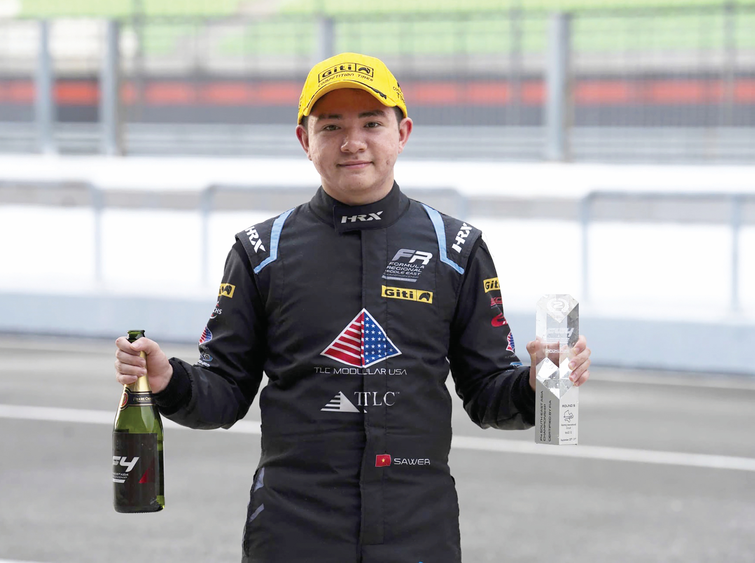 Sawer Hoàng Đạt - Ảnh 1.