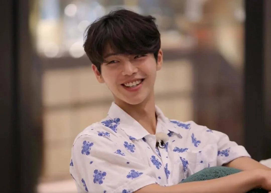 Soobin thẩm mỹ hỏng, nhìn visual hiện tại mà vỡ mộng!- Ảnh 2.