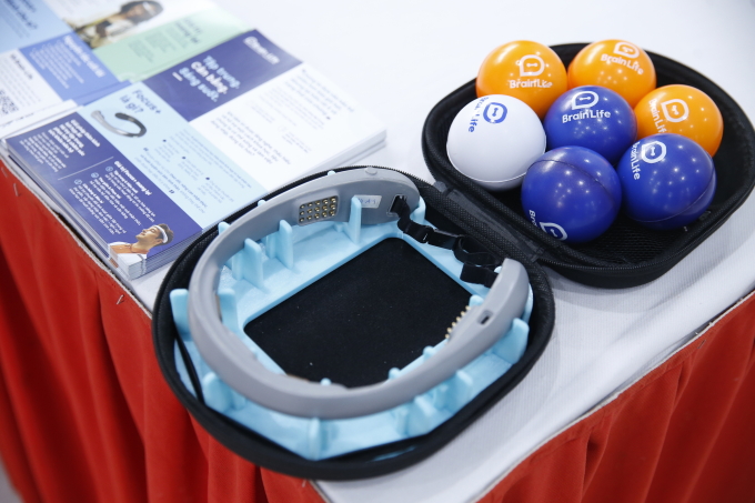 Bản thử nghiệm vòng đeo Focus+. Ảnh: Nhật Linh