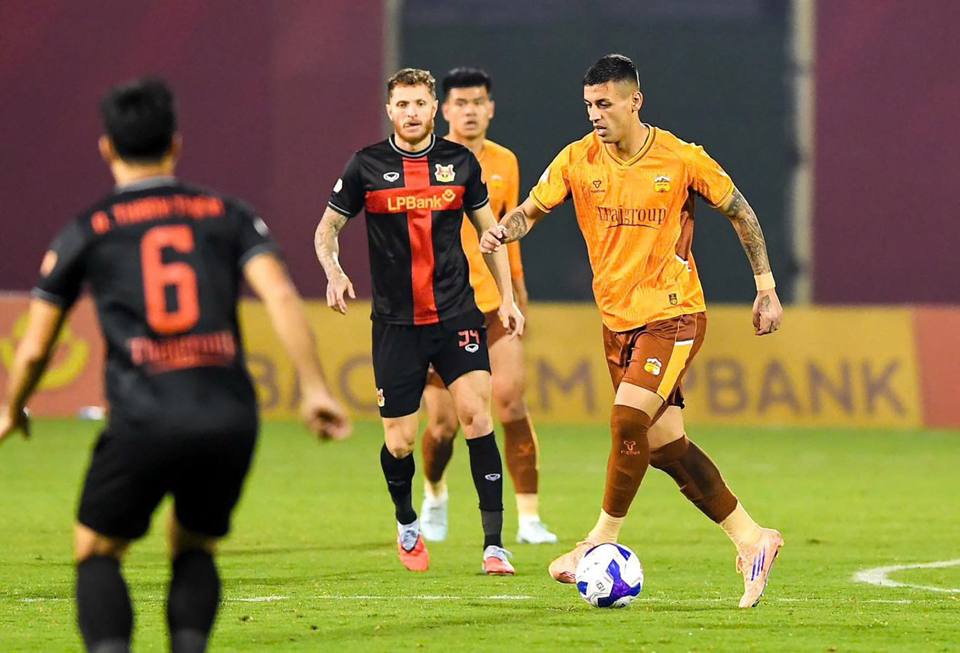 Sự trở lại của những biểu tượng - Ảnh 1.