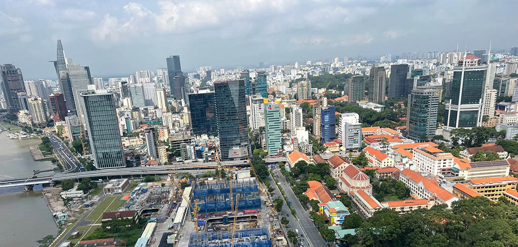 Sửa luật để khơi thông nguồn lực đất đai- Ảnh 1. Sửa luật để khơi thông nguồn lực đất đai- Ảnh 1.