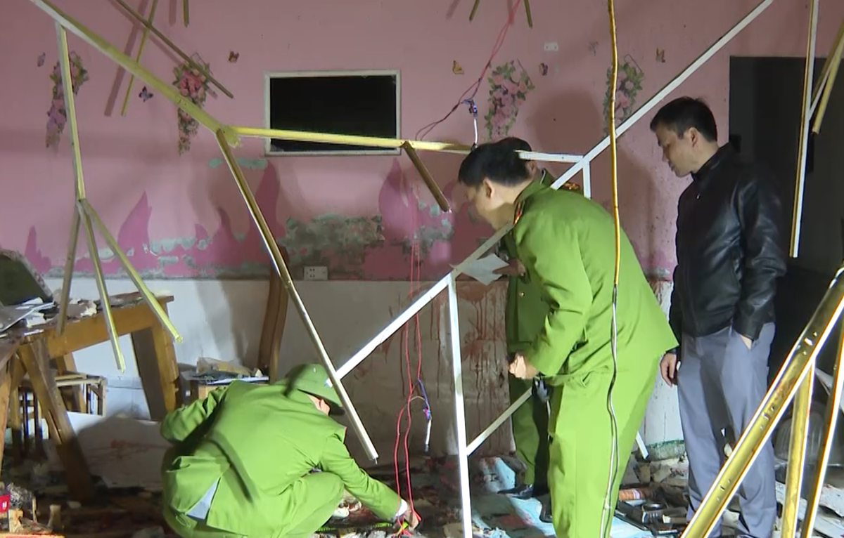 Sức khỏe 10 nạn nhân trong vụ em rể ném mìn vào nhà anh vợ ngày 2 Tết - Ảnh 2.