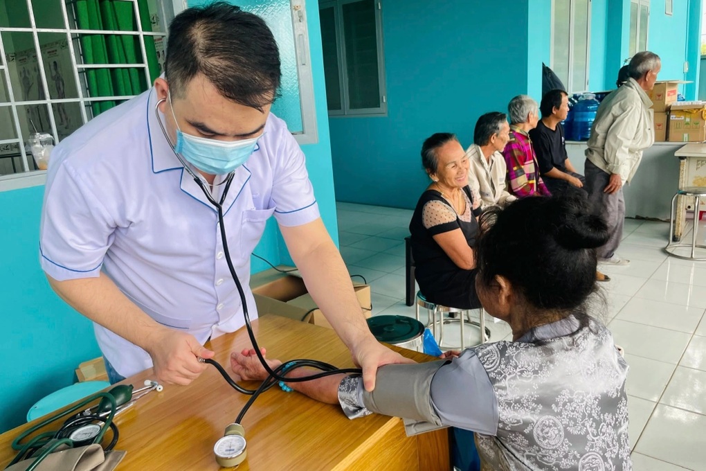 TPHCM: Cơ sở y tế nợ hơn 36 tỷ đồng, đề xuất trả đến năm 2086 - 2