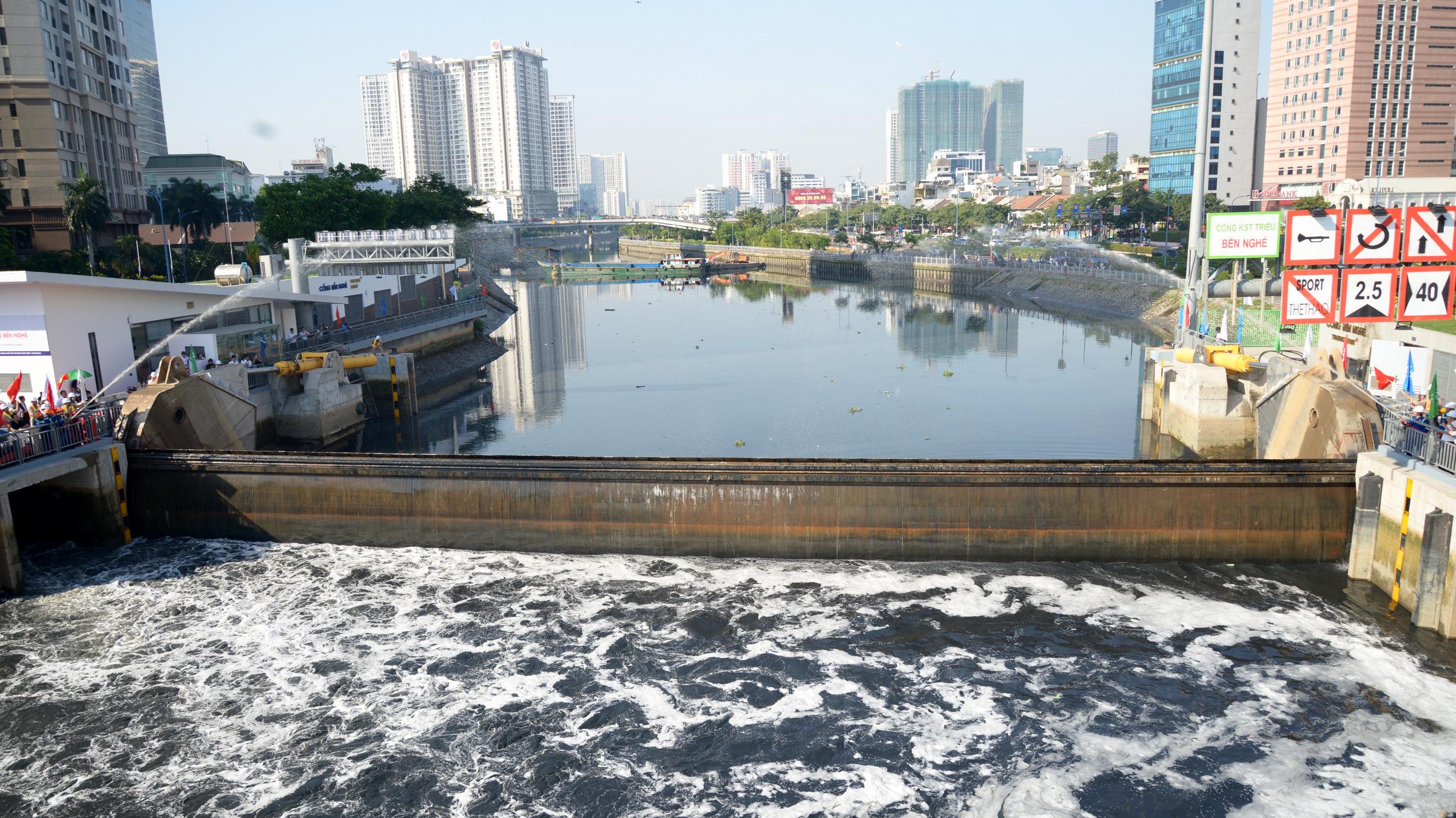 TP.HCM chính thức tái khởi động hệ thống cống ngăn triều chống ngập 10.000 tỉ- Ảnh 1.