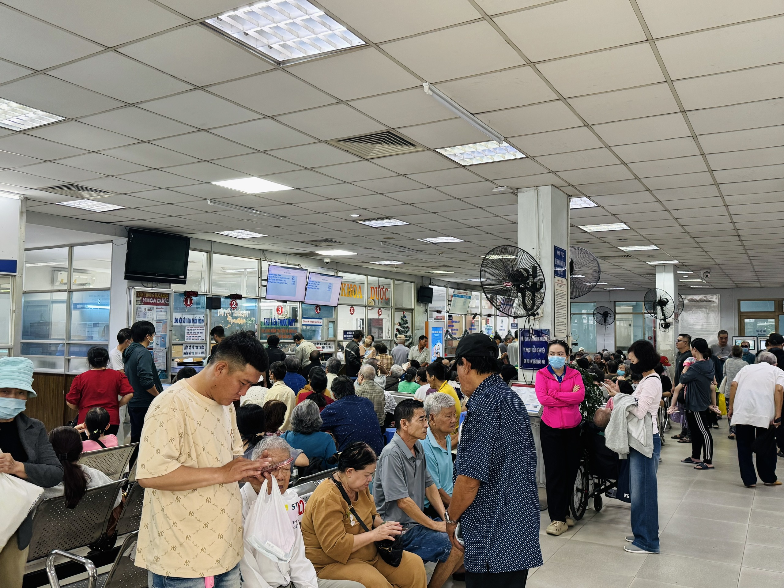 TP.HCM dành 96 tỉ đồng cải tạo khoa khám và khoa cấp cứu Bệnh viện Nhân dân Gia Định - Ảnh 1.