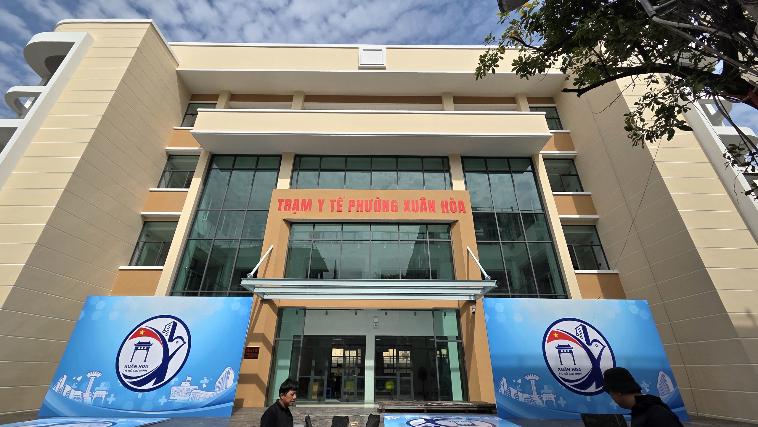 TP.HCM lấy trụ sở phường làm trạm y tế kiểu mẫu- Ảnh 1.