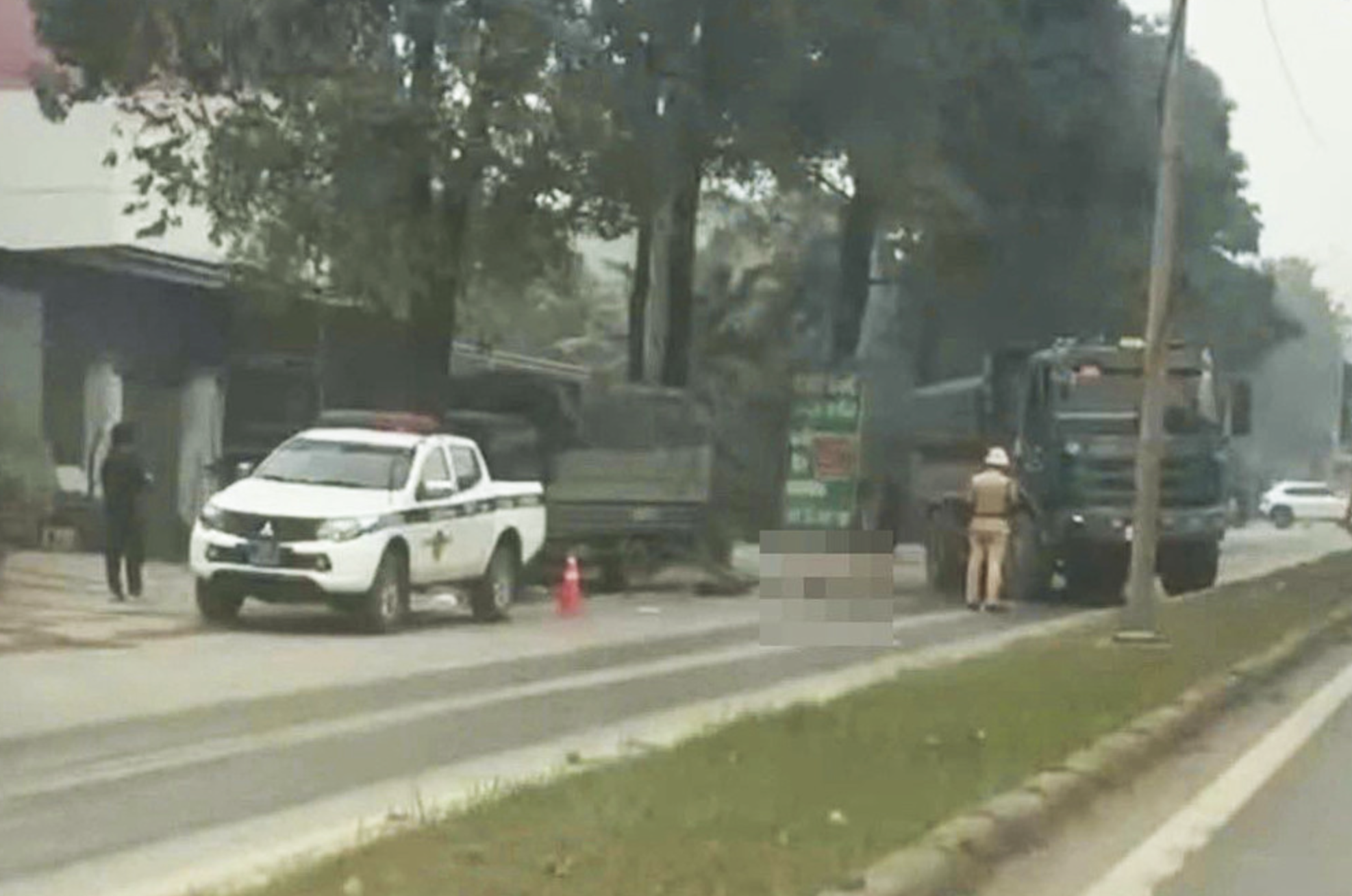 Tai nạn xe ben làm trung tá cảnh sát hy sinh: Cục CSGT khẳng định CSGT dừng kiểm tra đúng quy định - Ảnh 1.