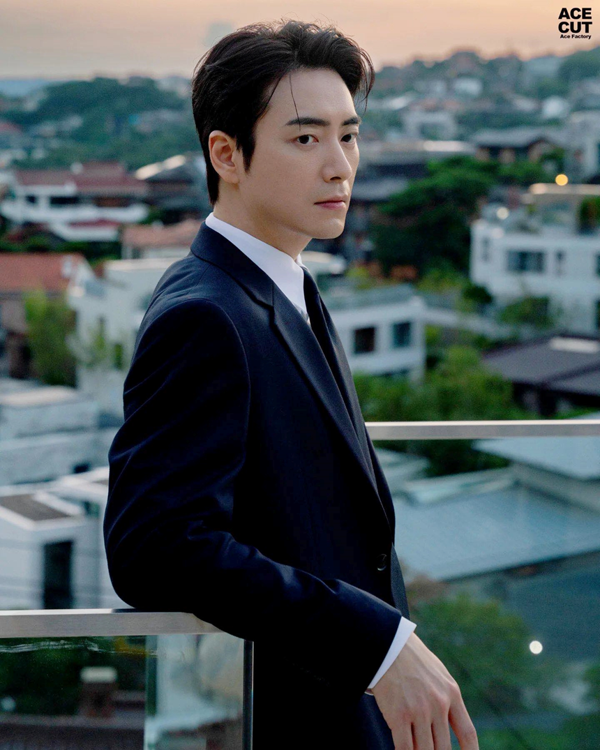 Tài tử The Art of Sarah thuộc dòng dõi hoàng tộc?- Ảnh 1.