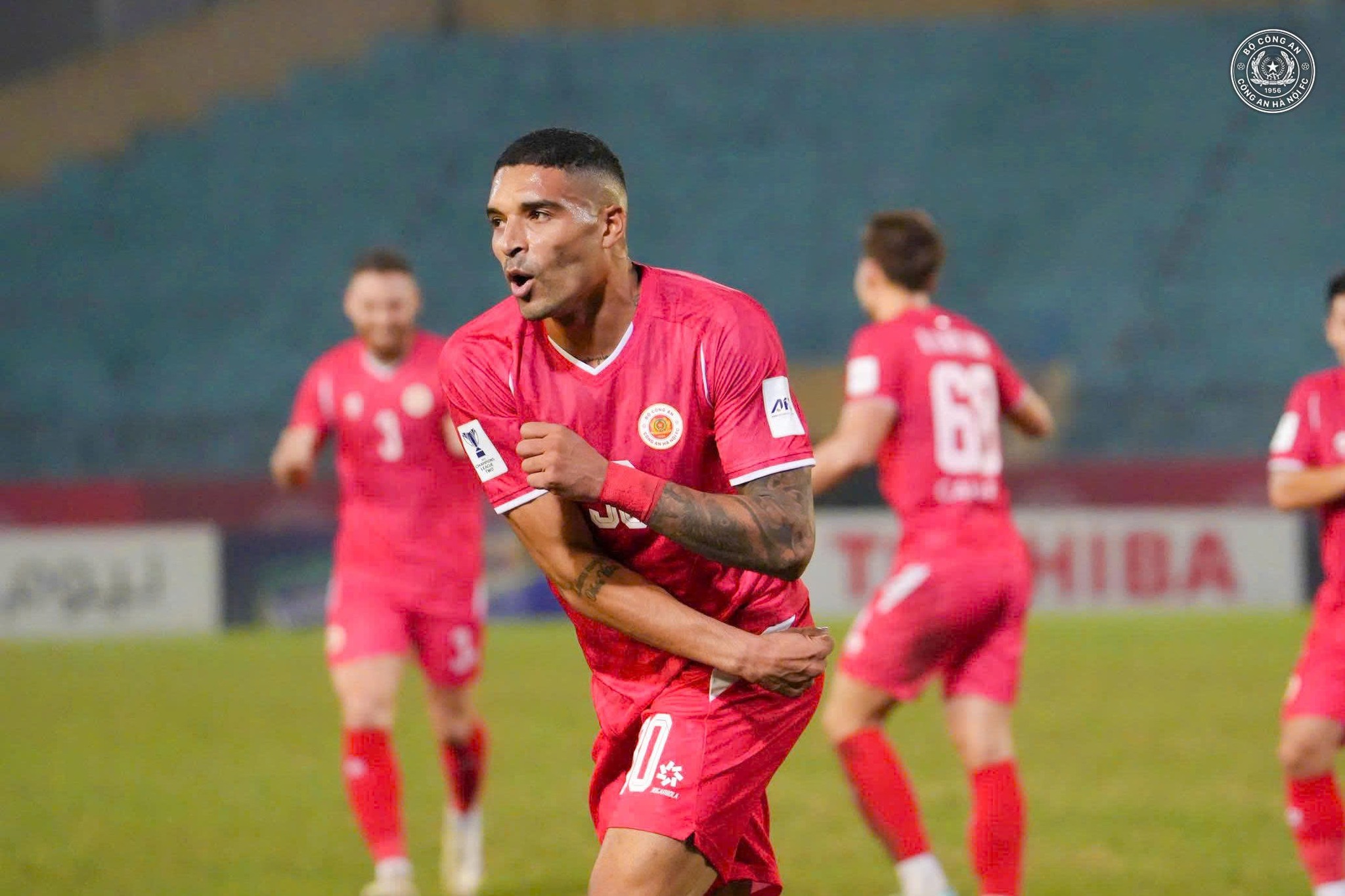 Truyền thông khu vực bất ngờ vì AFC xử CLB CAHN thua 0-3 quá nhanh: Tampines thắng trên ‘bàn giấy’- Ảnh 1.