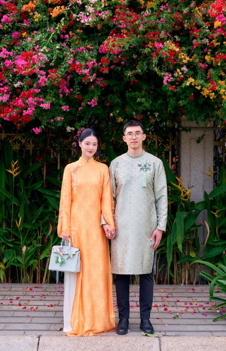 Tết Bính Ngọ: Dâu hào môn lăng xê phụ kiện trăm triệu, Tăng Thanh Hà "ngược dòng" - 1