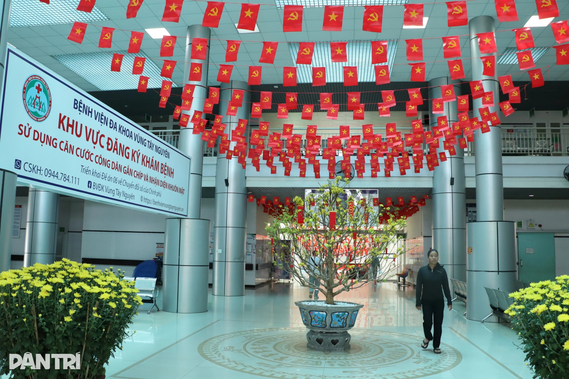 Tết không cần gì lớn lao, chỉ cần con khỏe lên một chút - 1 Tết không cần gì lớn lao, chỉ cần con khỏe lên một chút - 1