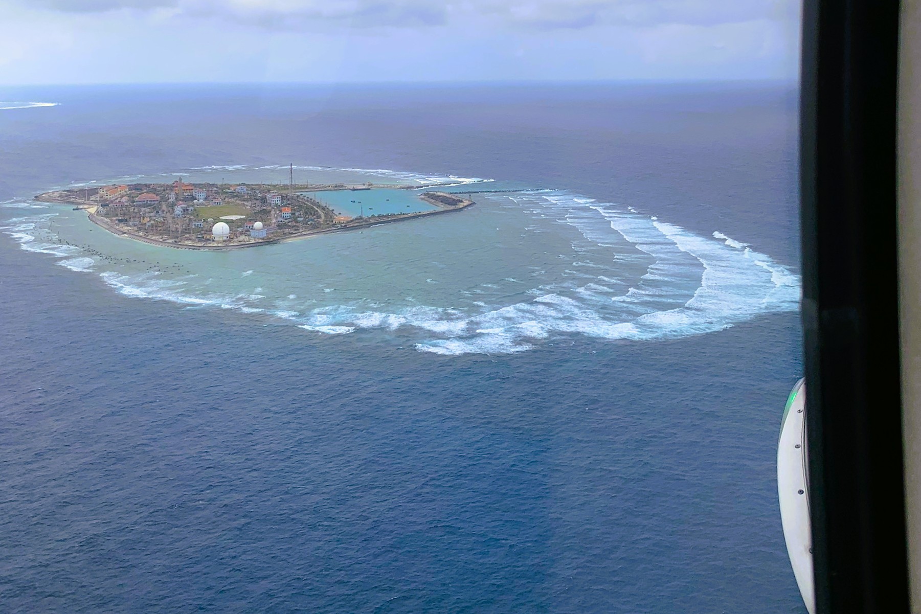 Tết ở Trường Sa - Kỳ 5: Sóng gió Song Tử Tây- Ảnh 1. Tết ở Trường Sa - Kỳ 5: Sóng gió Song Tử Tây- Ảnh 1.