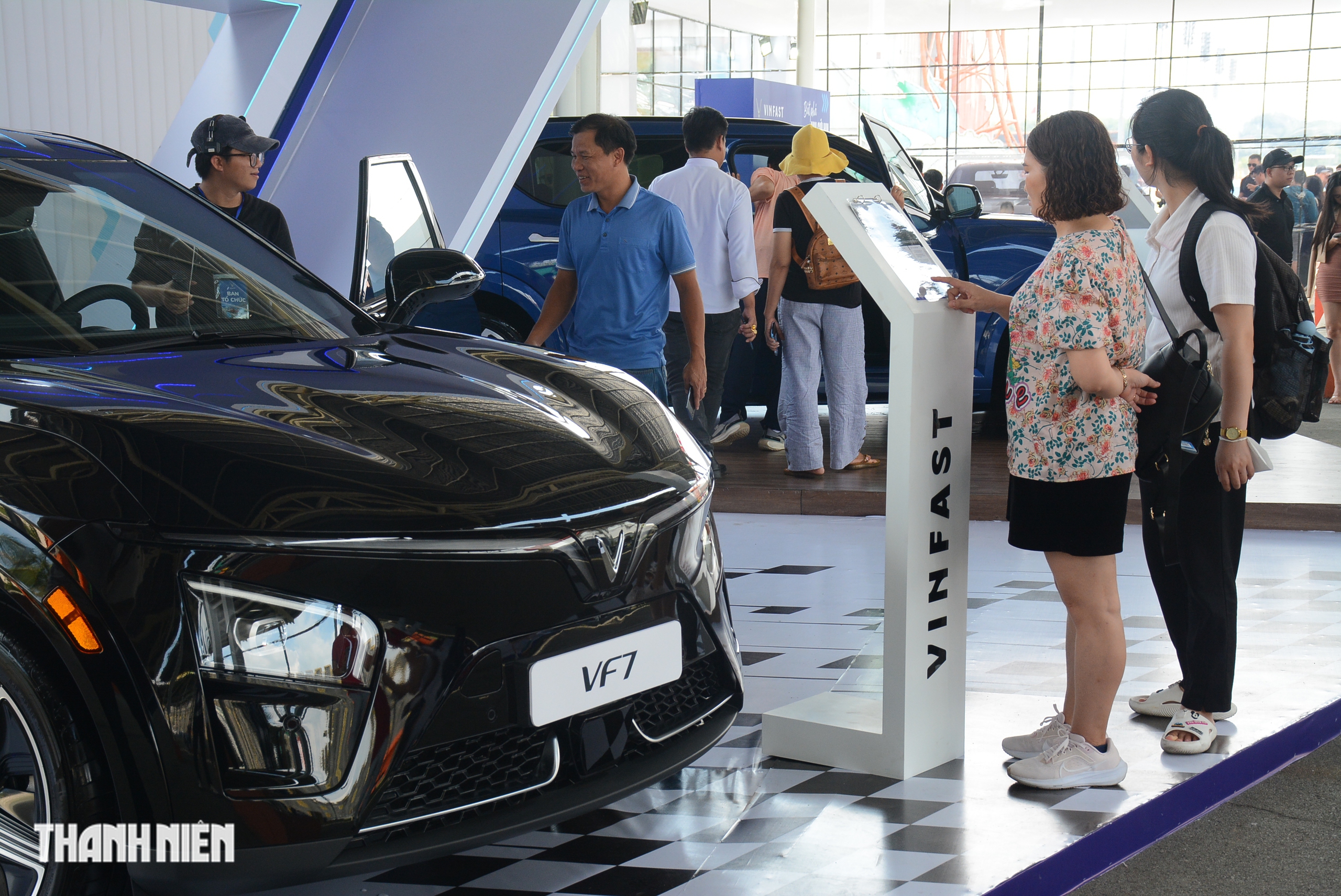 Tháng cận Tết Nguyên đán 2026, vì sao thị trường ô tô vẫn sụt giảm? - Ảnh 2.