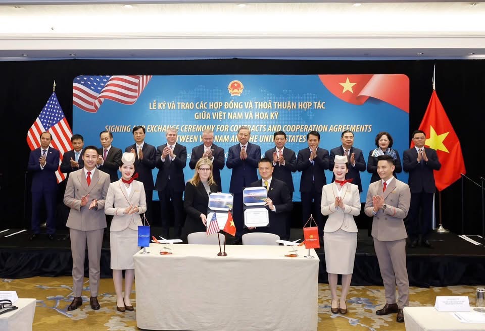 Thấy gì từ cuộc đua máy bay tỉ USD của hàng không Việt?- Ảnh 1. Thấy gì từ cuộc đua máy bay tỉ USD của hàng không Việt?- Ảnh 1.