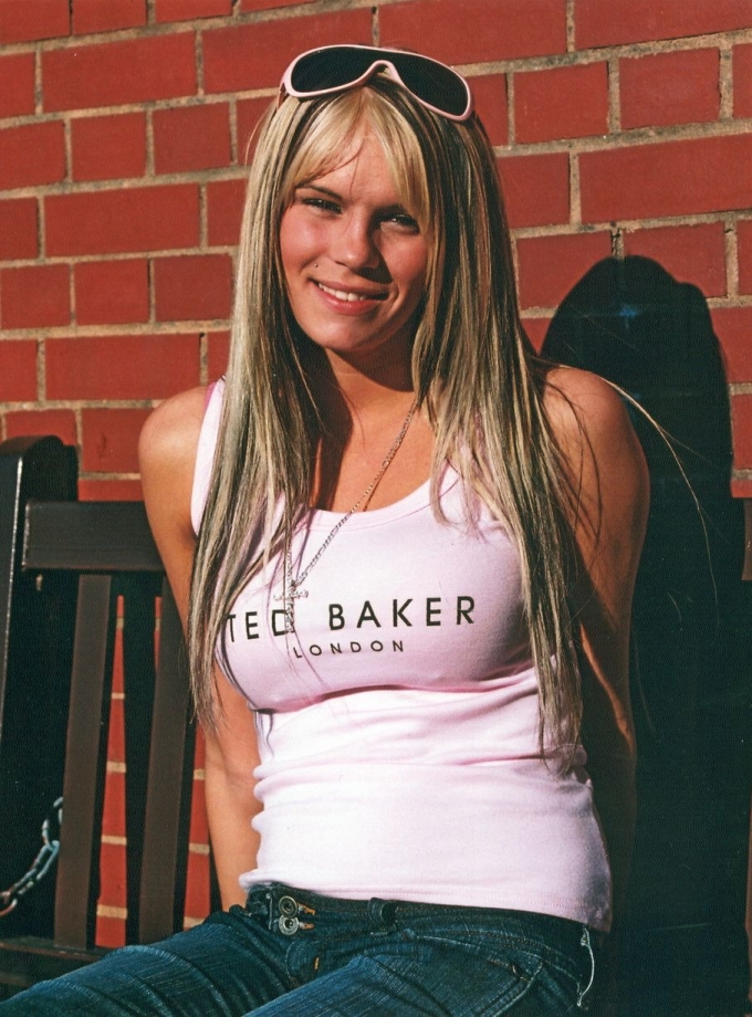 Người mẫu Kirsty Wilkinson. Ảnh: Walesonline