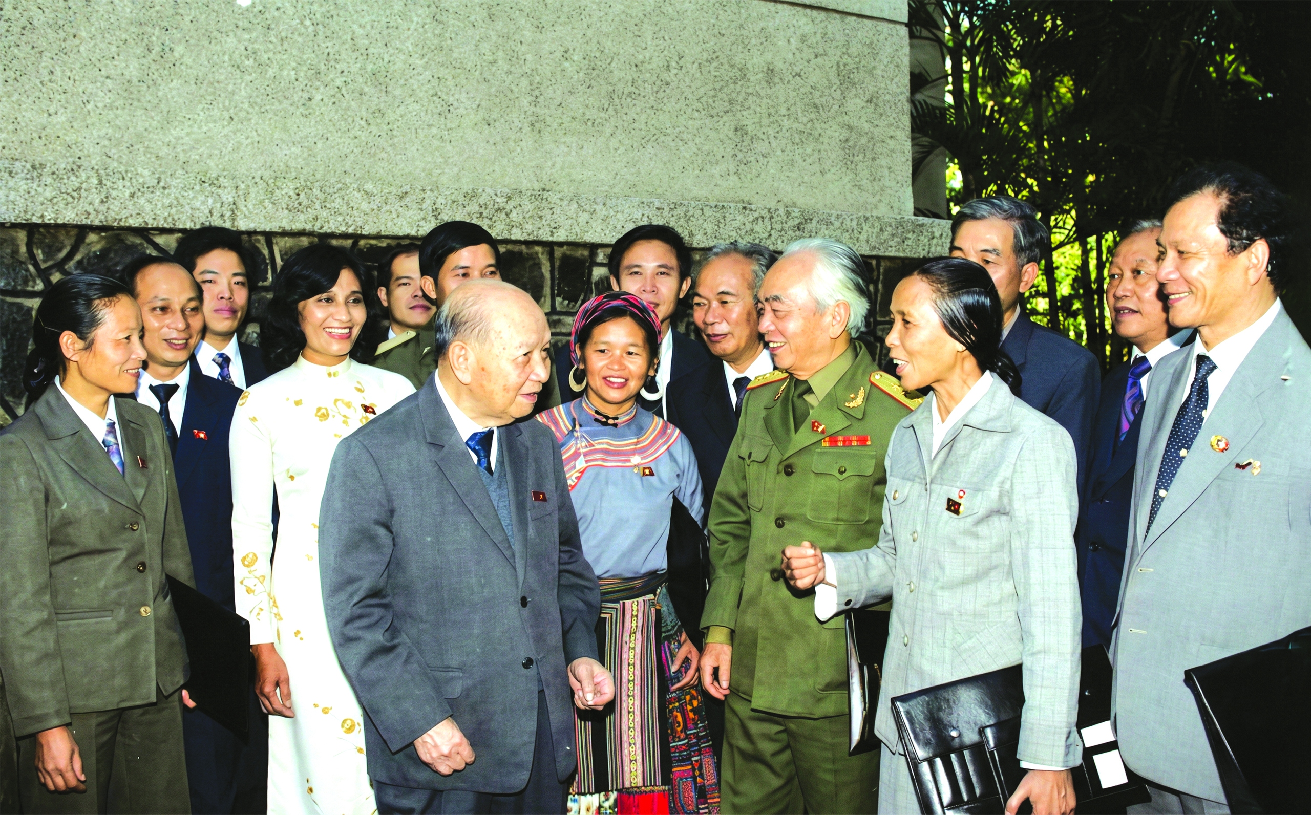 Thời bao cấp đã lùi xa  - Ảnh 1.