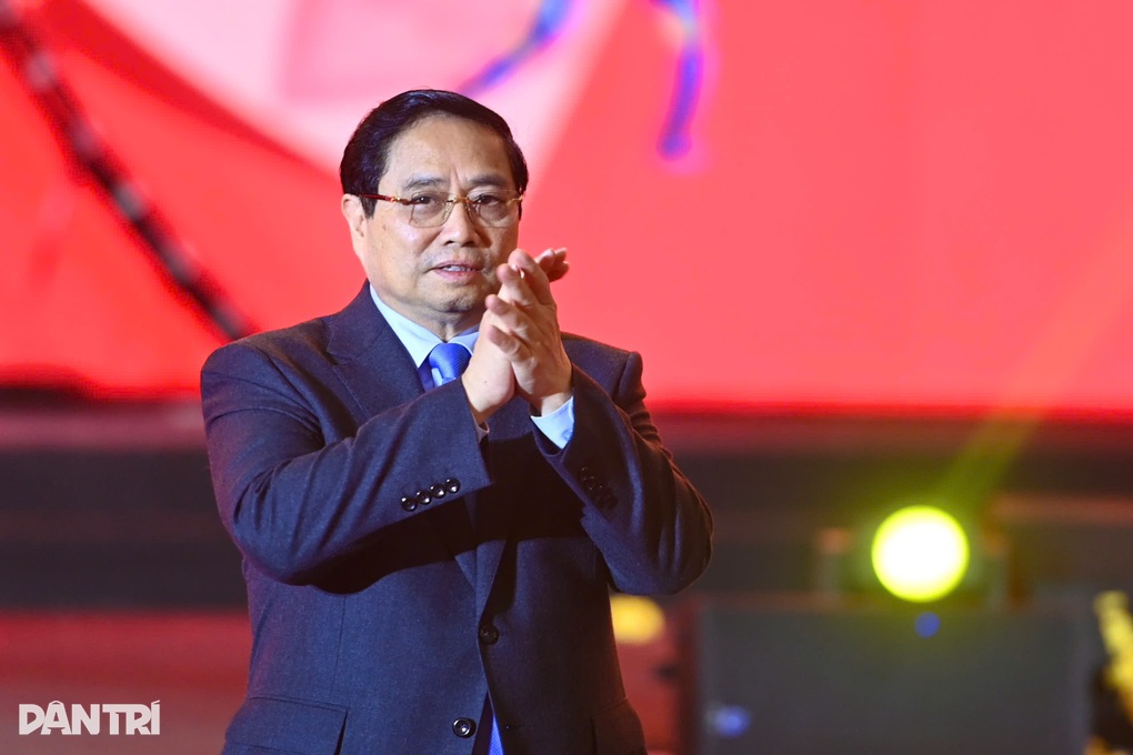 Thủ tướng: Hội chợ Mùa Xuân là bước chạy đà hứa hẹn bùng nổ thị trường 2026 - 1