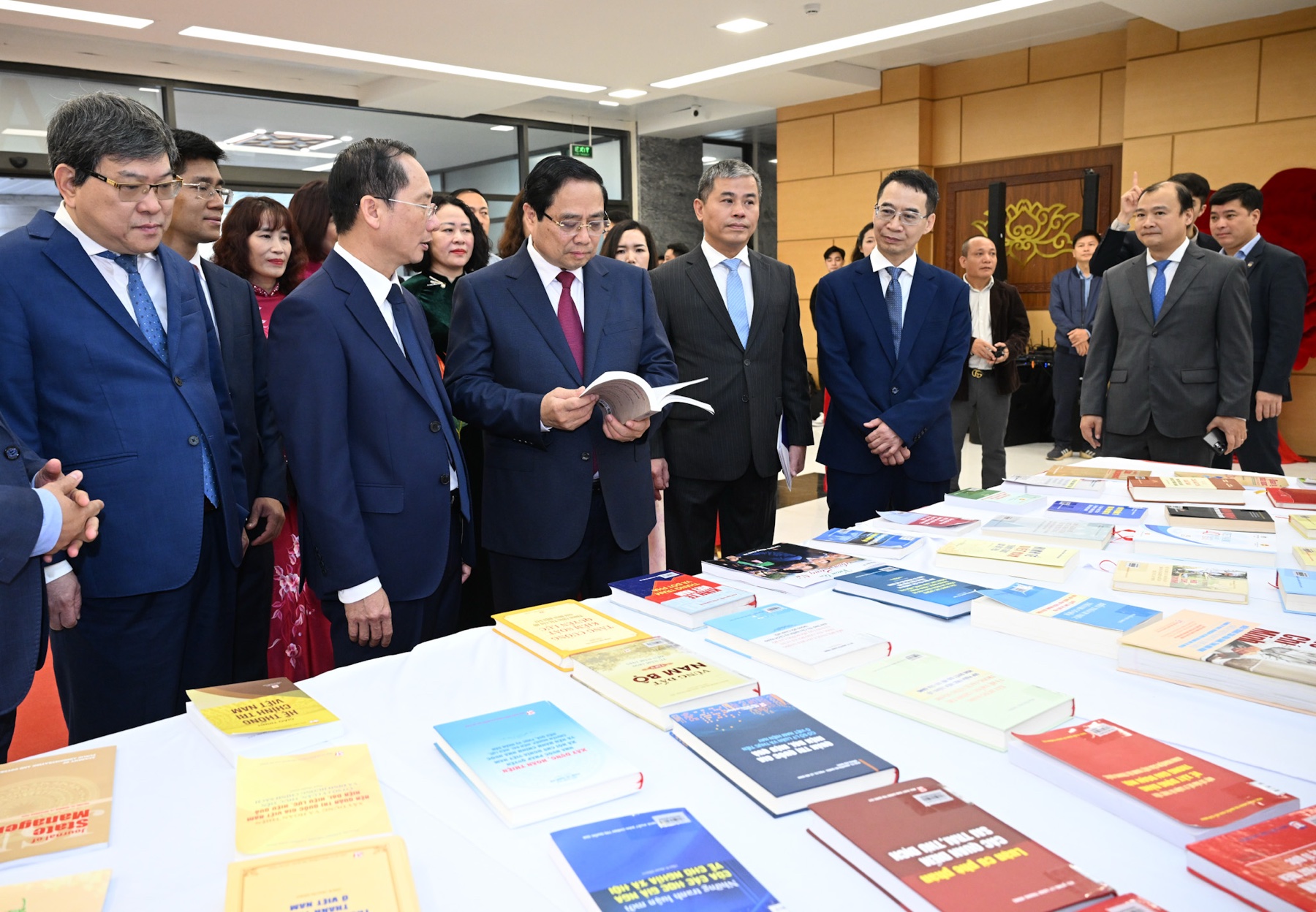 quản trị quốc gia - Ảnh 1.