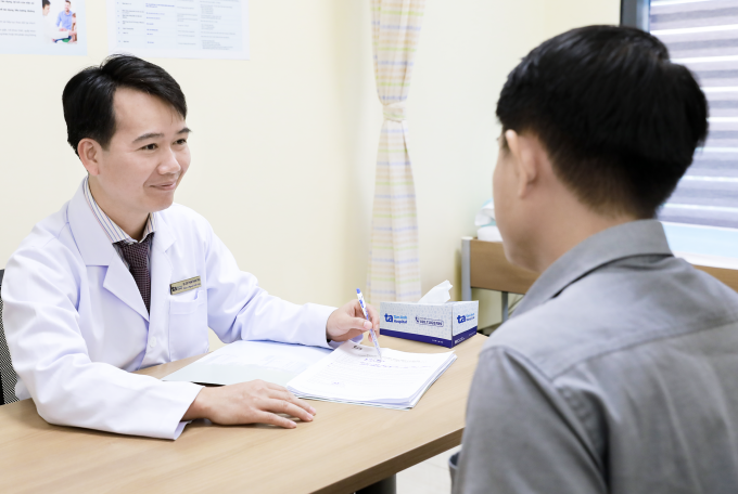 Bác sĩ Trúc tư vấn chế độ ăn lành mạnh dịp Tết để tránh bệnh lý đường tiết niệu. Ảnh minh họa: Bệnh viện Đa khoa Tâm An