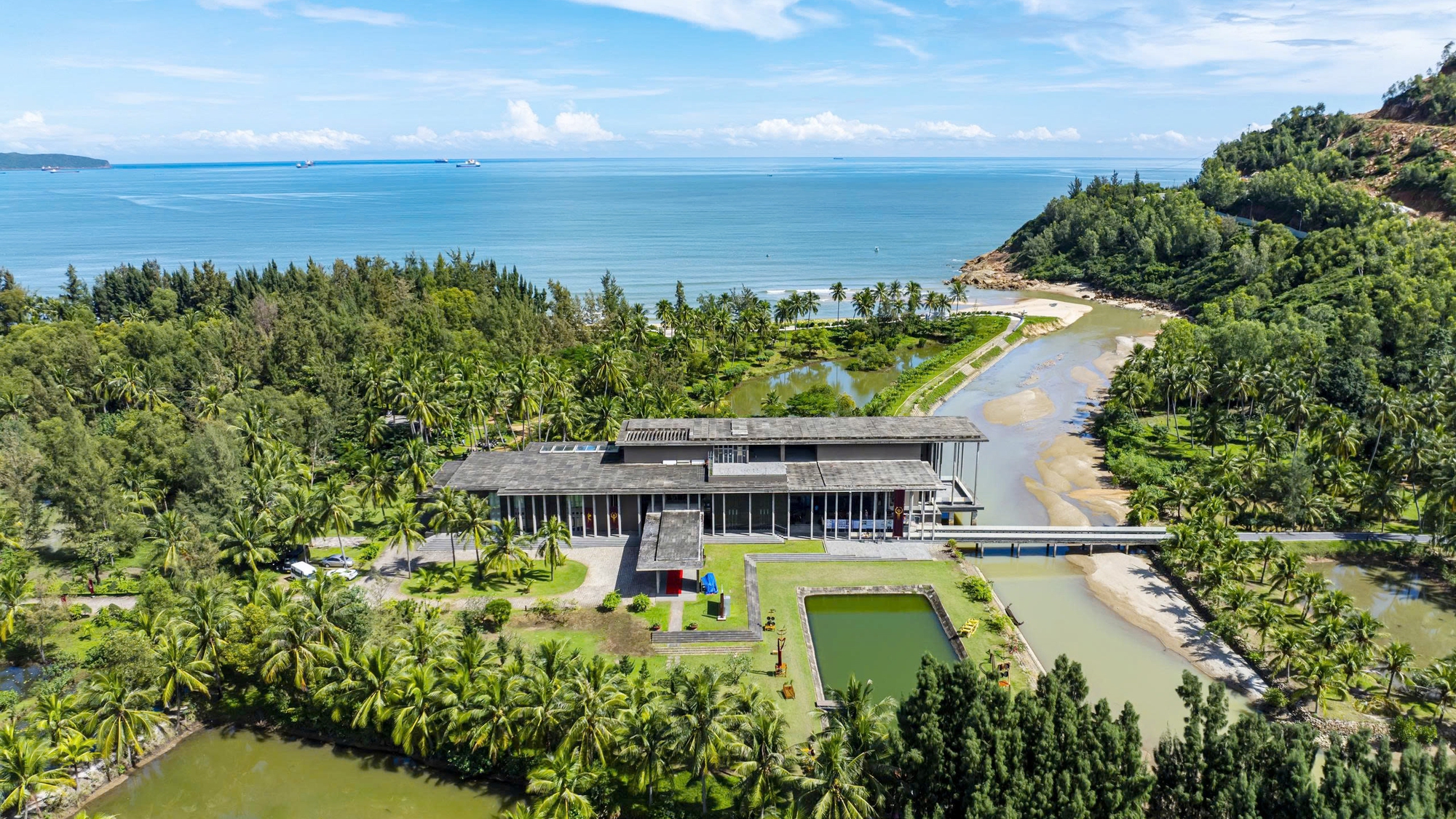 Thung lũng Quy Hòa - Nơi tình thương nở hoa và tri thức cất cánh- Ảnh 1.