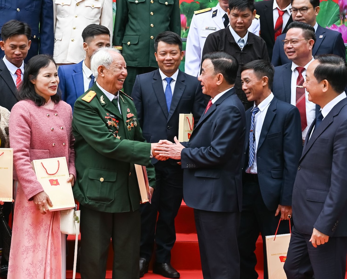 Thường trực Ban Bí thư Trần Cẩm Tú: Bí thư chi bộ phải có bản lĩnh, tinh thần trách nhiệm cao - Ảnh 1.