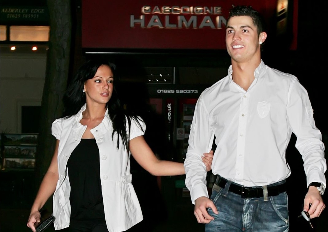 Tình trường của Ronaldo- Ảnh 1.