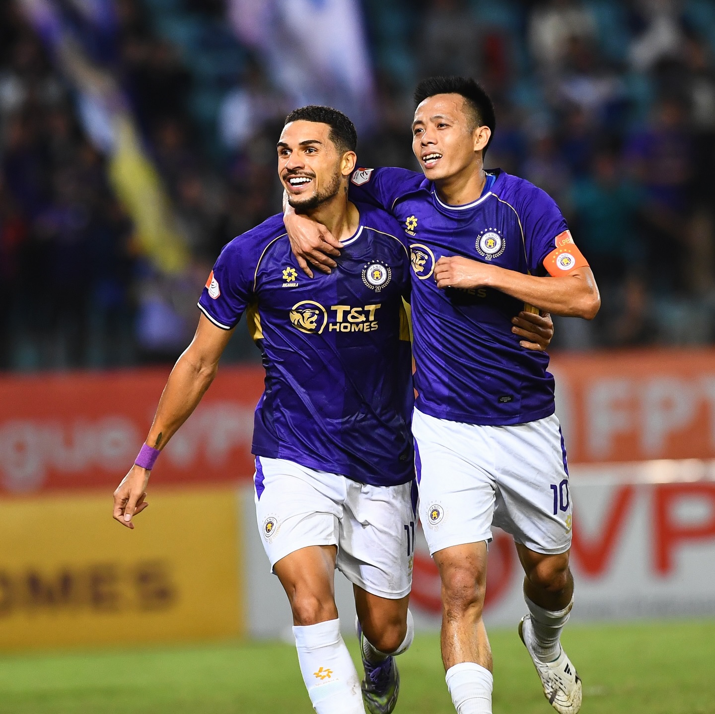 Đỗ Hoàng Hên: 'Tôi muốn khoác áo đội tuyển Việt Nam, cùng Xuân Son đấu Malaysia'- Ảnh 1.