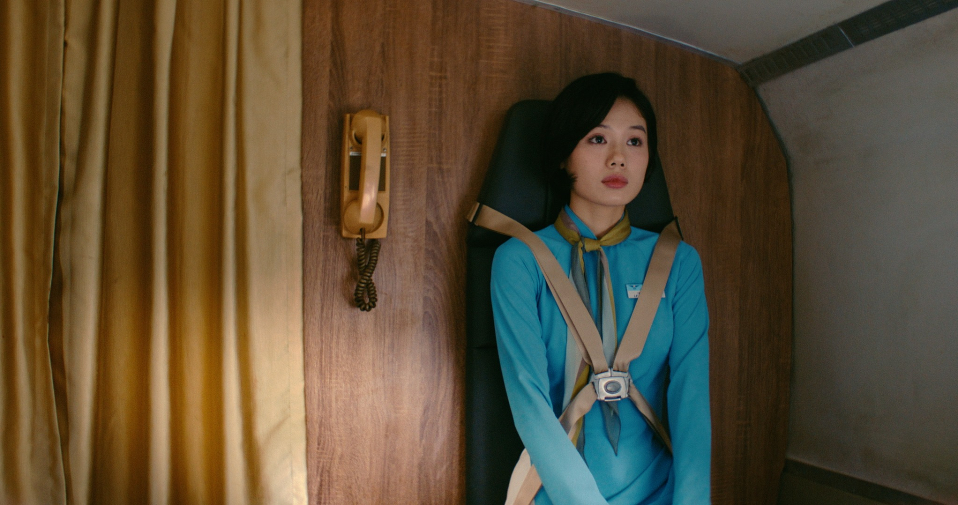 Tóm dính cặp sao Vbiz cùng về sau sự kiện: Nhan sắc vàng ròng cả đôi, ngắm quên sầu là có thật- Ảnh 1.