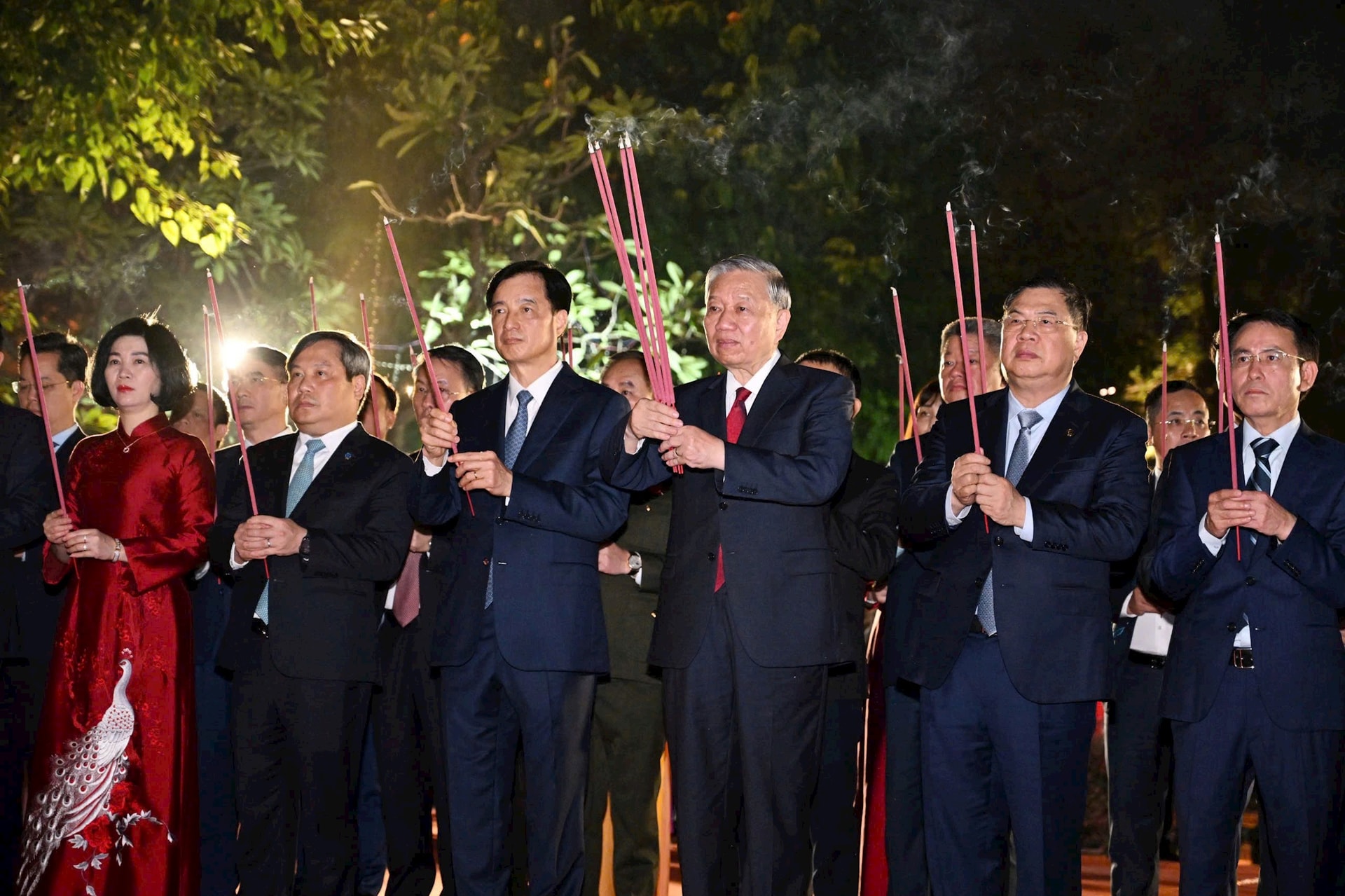 Tổng Bí thư - Ảnh 1.