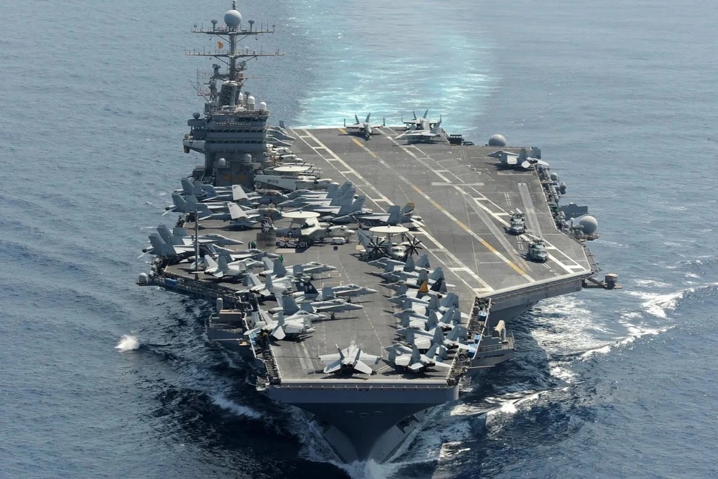 Tổng thống Trump: Các tàu của Mỹ đang tiến về Iran - 1