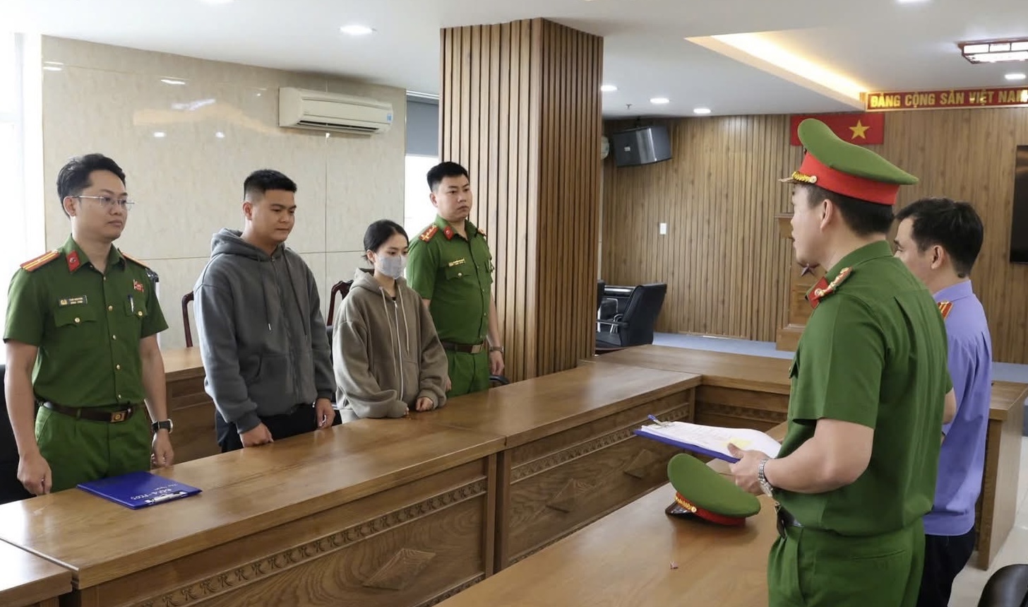 Triệt phá đường dây sản xuất rong biển giả tại Đà Nẵng năm 2026 - Ảnh 1.