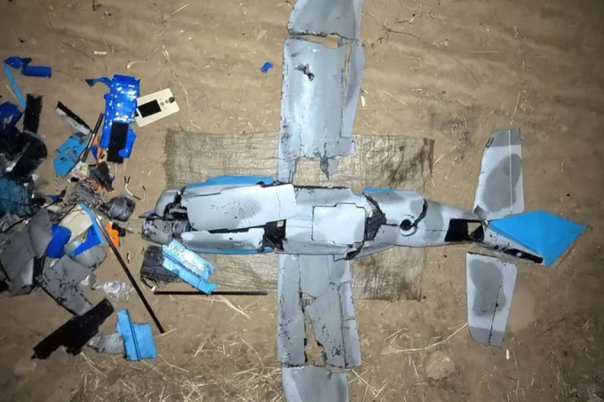 Mảnh vỡ được cho là của UAV Hàn Quốc bị Triều Tiên bắn hạ ngày 4/1. Ảnh: KCNA