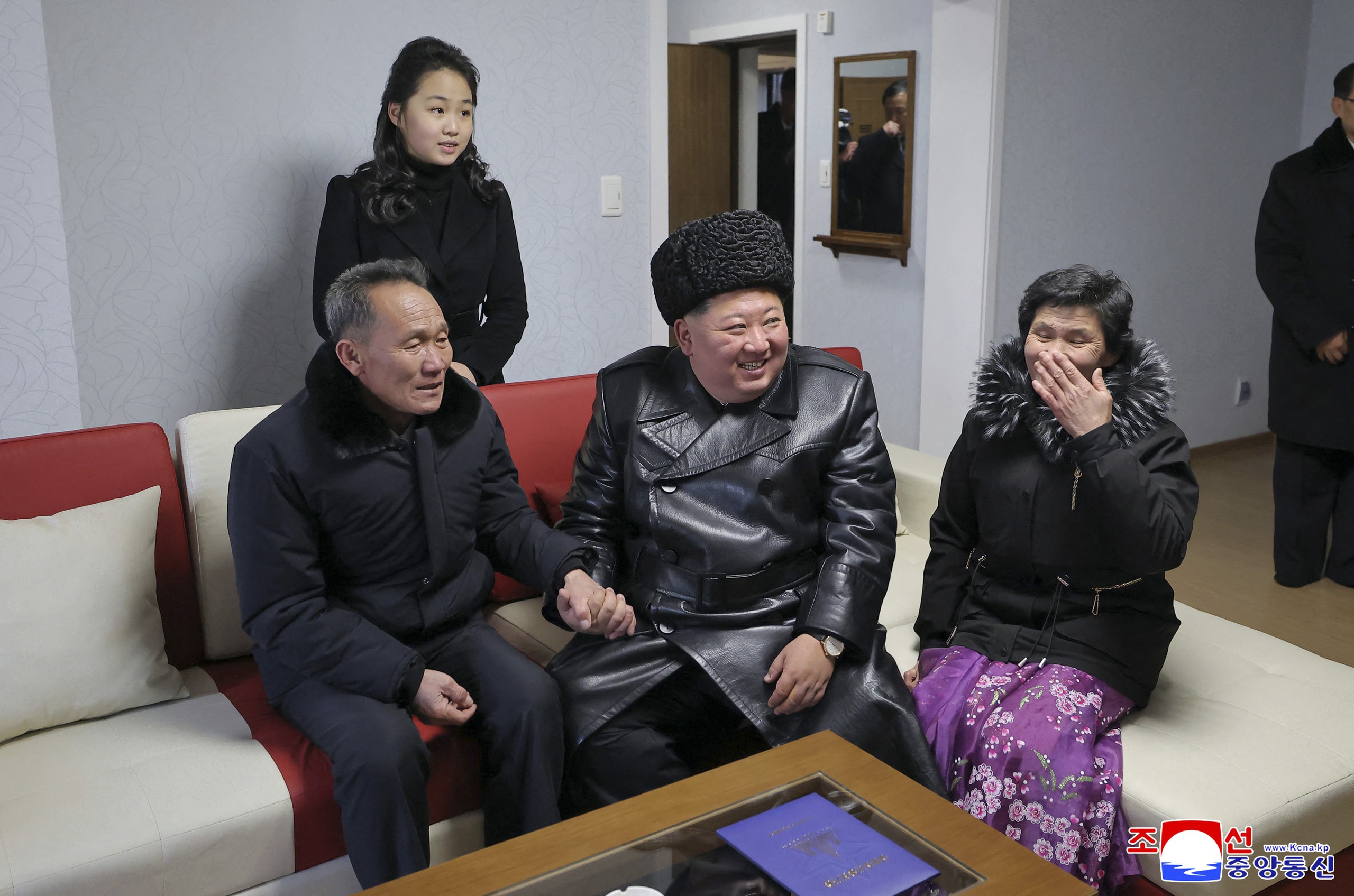 Triều Tiên khánh thành khu nhà ở cho thân nhân binh sĩ tử trận ở nước ngoài - Ảnh 1. Triều Tiên khánh thành khu nhà ở cho thân nhân binh sĩ tử trận ở nước ngoài - Ảnh 1.