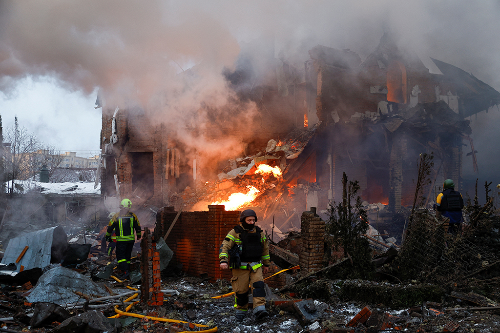 Tròn 4 năm chiến sự Ukraine - Ảnh 1.