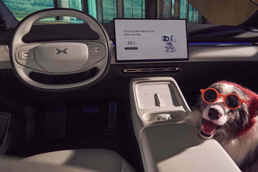 Trung Quốc xem xét quy định ô tô phải có nút vật lý cho một số tính năng - 1