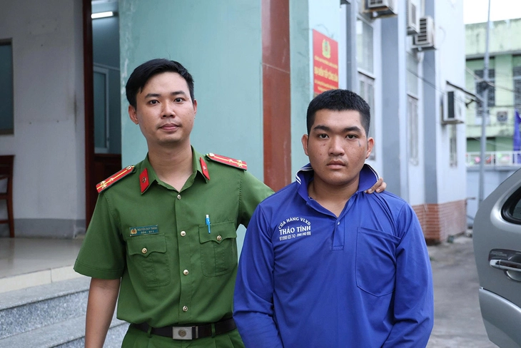 Truy bắt nhanh nhóm thanh thiếu niên chuyên cướp tài sản 1 Truy bắt nhanh nhóm thanh thiếu niên chuyên cướp tài sản - Ảnh 1.