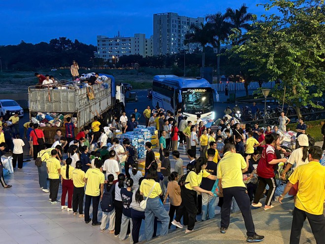 Từ 1.3, quỹ từ thiện bắt buộc công khai 'nhận bao nhiêu tiền, chi vào việc gì' - Ảnh 1.