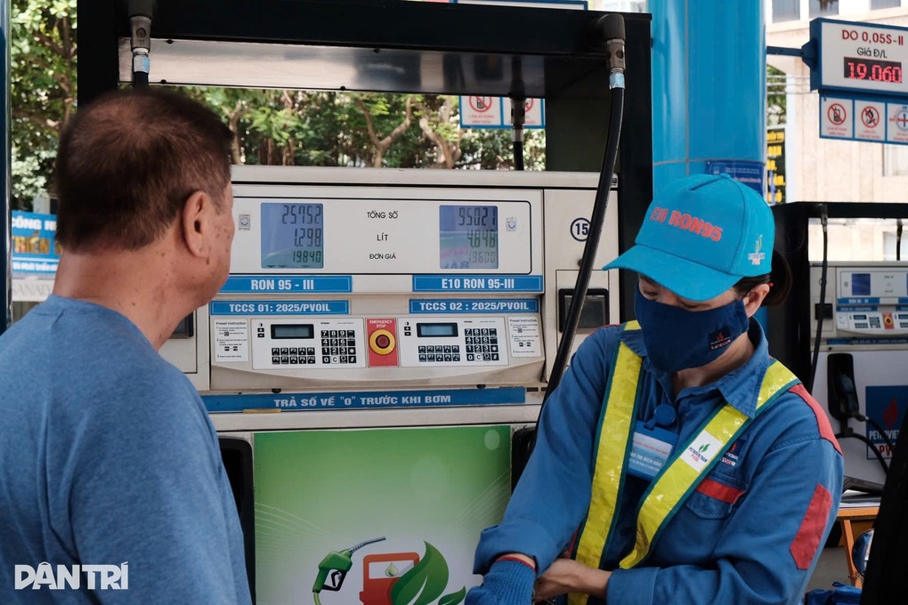 Từ tháng 6, bắt buộc dùng xăng E5, E10: Sắp sửa quy chuẩn cửa hàng xăng dầu - 1