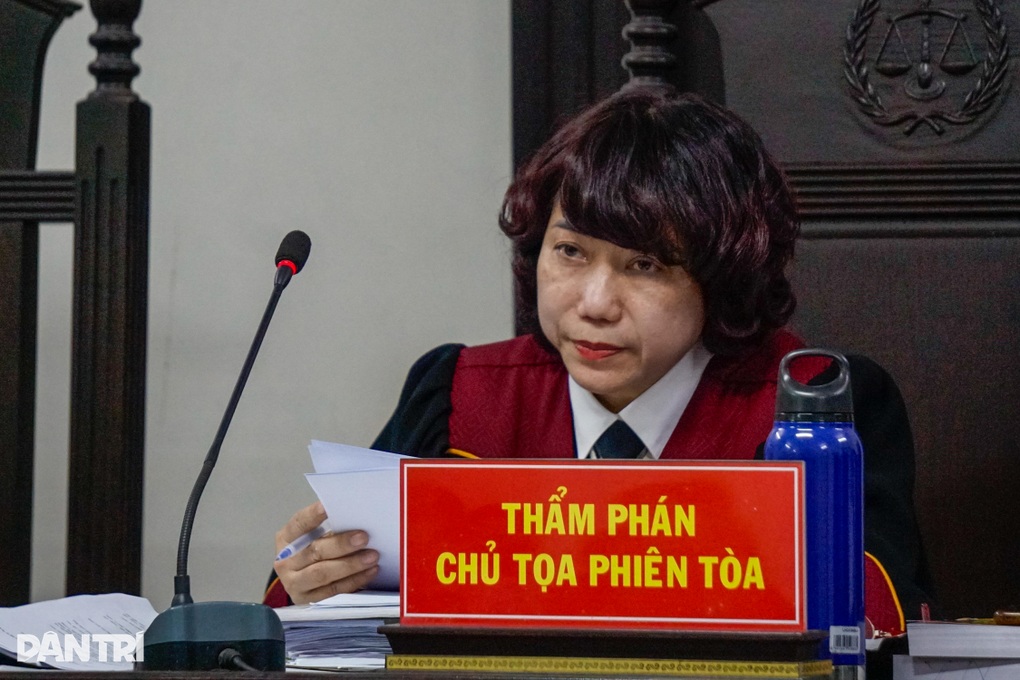 Từ vụ tổng tài chỉ đạo đánh người: Phải ứng xử văn minh ở nơi công cộng - 2