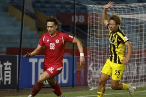 “Có vốn lận lưng” rất nặng, thầy trò HLV Mano Polking sang Singapore ăn tết